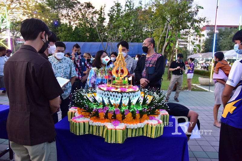 20221108-LoyKratong-020.JPG