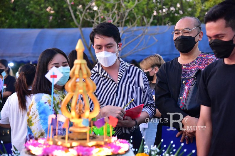 20221108-LoyKratong-027.JPG