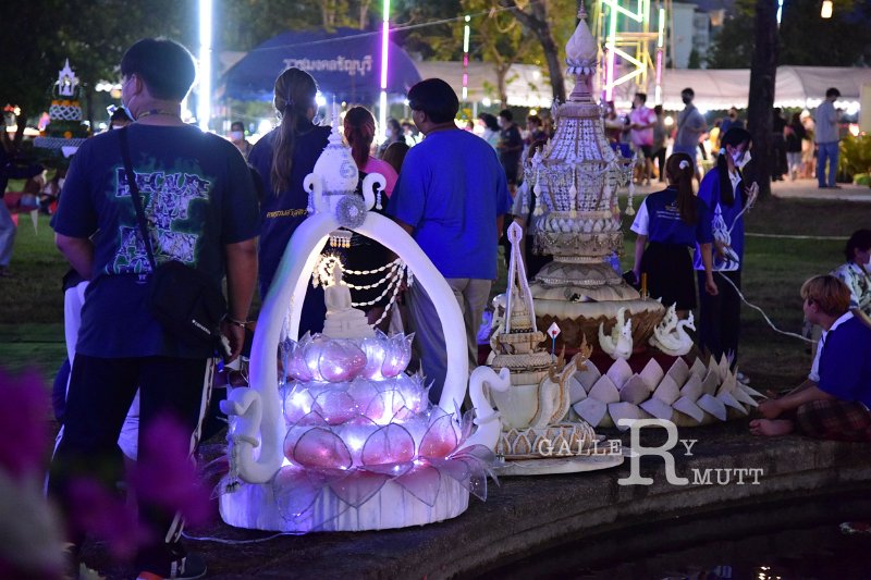 20221108-LoyKratong-050.JPG