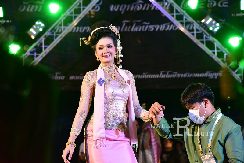 20221108-LoyKratong-070.JPG
