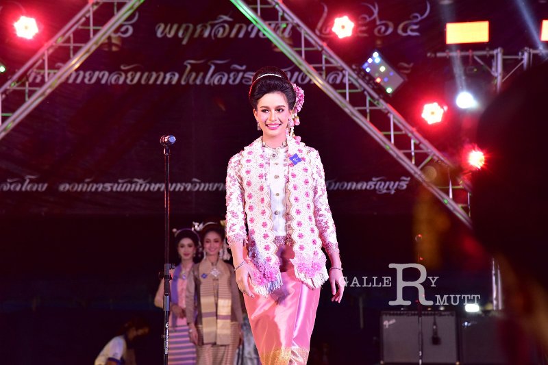 20221108-LoyKratong-084.JPG