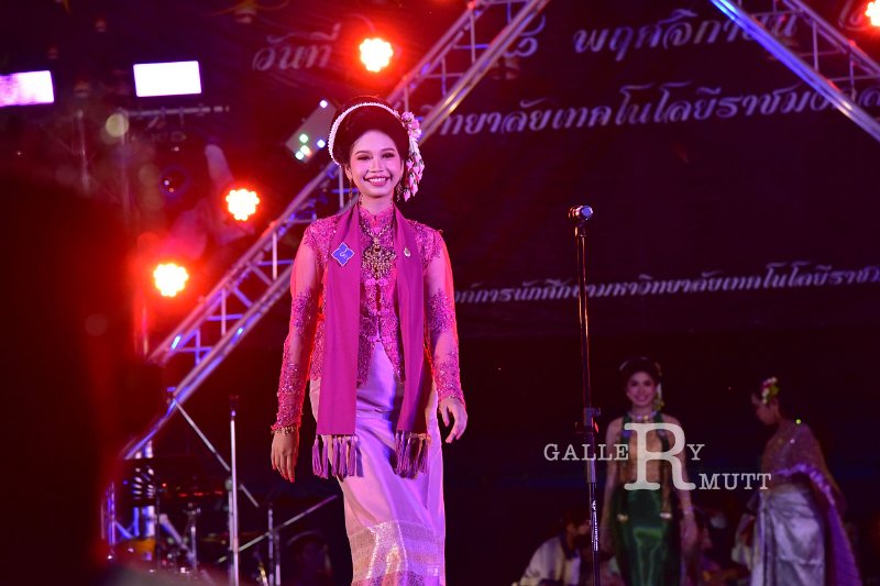 20221108-LoyKratong-093.JPG