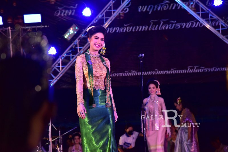 20221108-LoyKratong-098.JPG