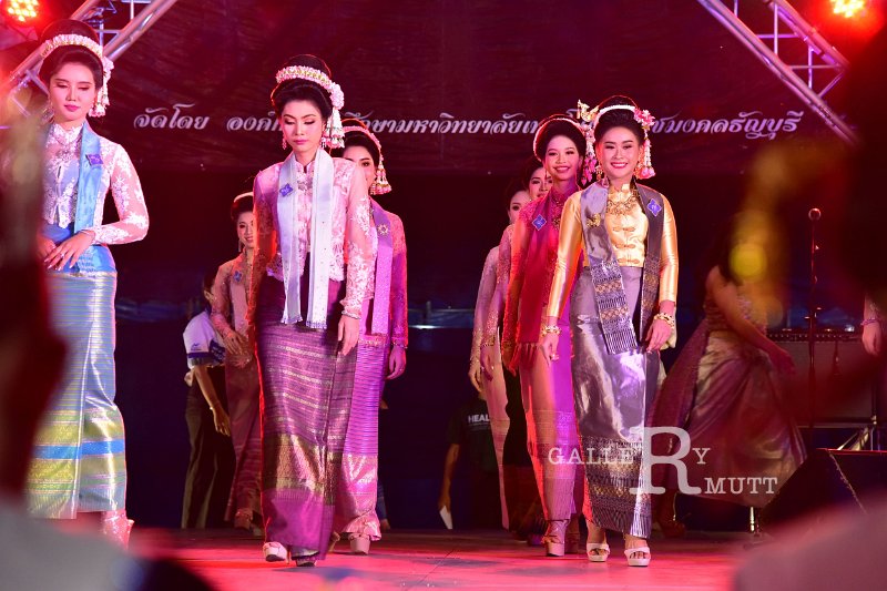 20221108-LoyKratong-136.JPG
