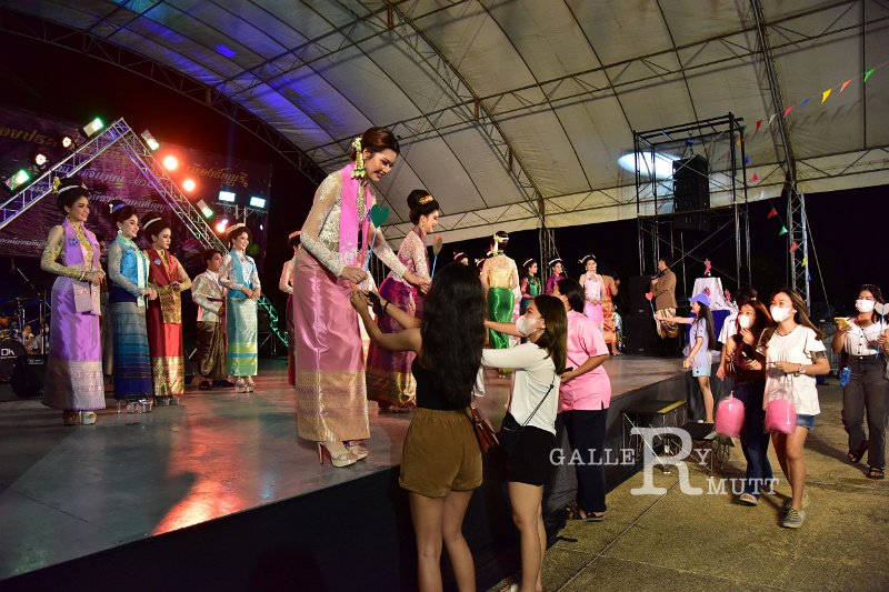 20221108-LoyKratong-154.JPG