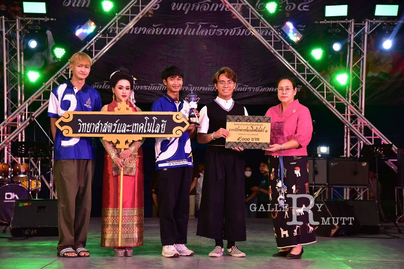 20221108-LoyKratong-256.JPG