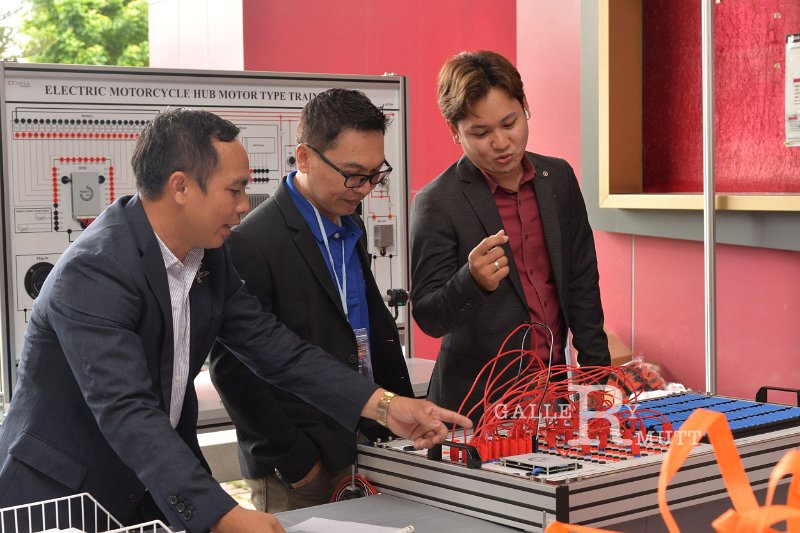 20230803-engineering-153.JPG - RmUtt