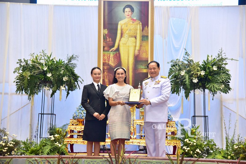 20230810-give-a-blessing-162.JPG