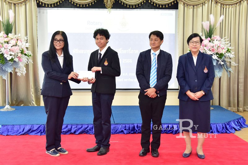 20240510-rotary-scholarship-074.JPG