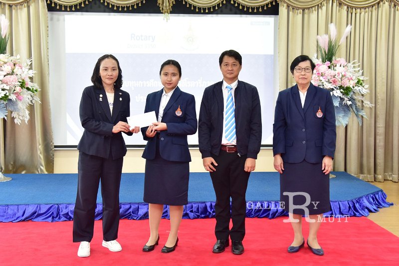 20240510-rotary-scholarship-077.JPG