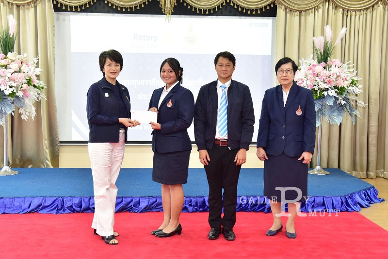 20240510-rotary-scholarship-082.JPG