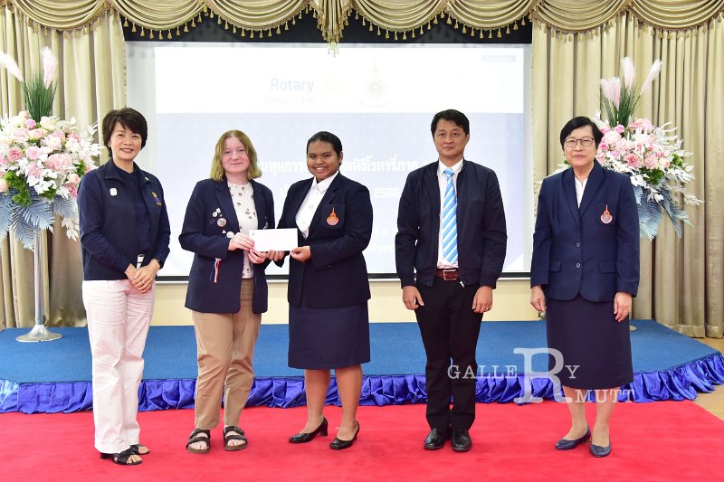 20240510-rotary-scholarship-085.JPG