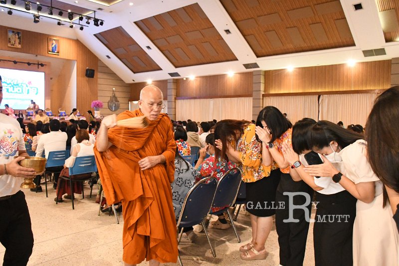 20250409-rmutt-Songkran-520.JPG