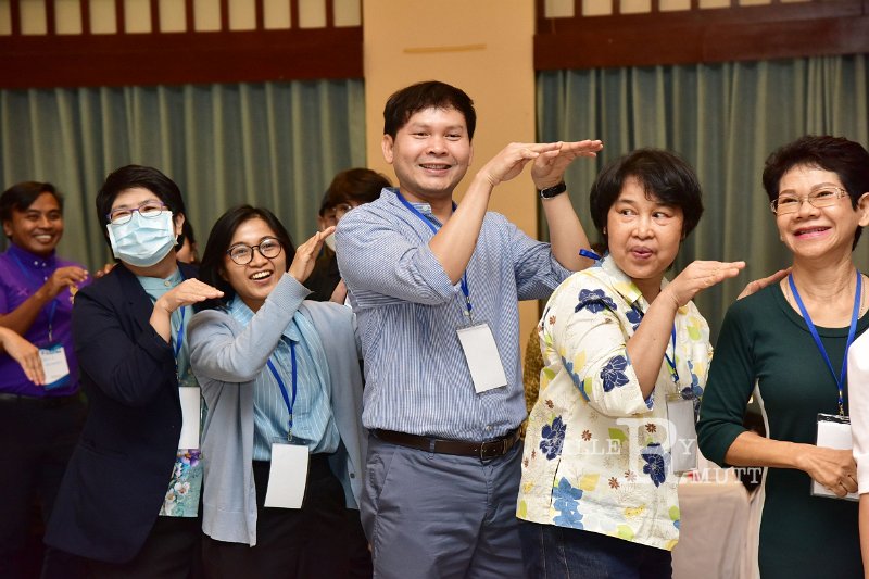 20250609-training-support-staff-256.JPG