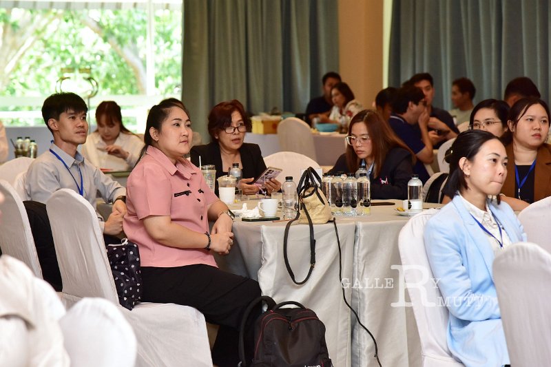 20250609-training-support-staff-615.JPG