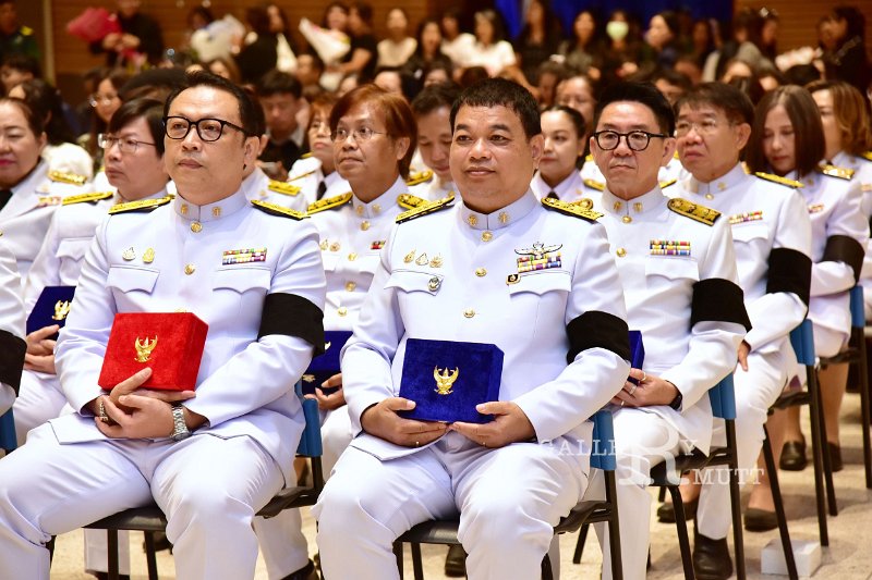 20260908receive-a-royal-decoration_140.JPG