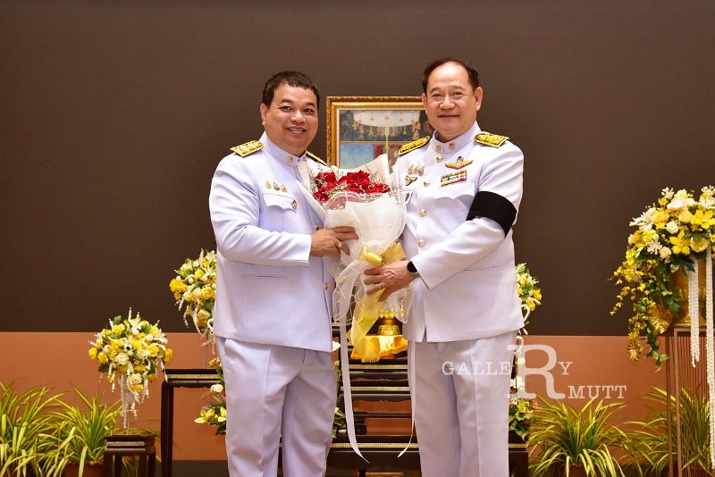 20260908receive-a-royal-decoration_148.JPG