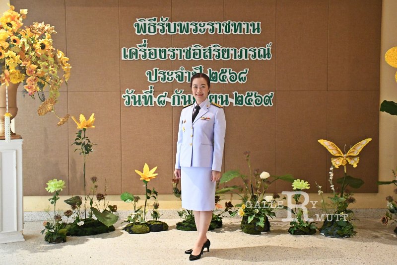 20260908receive-a-royal-decoration_220.JPG