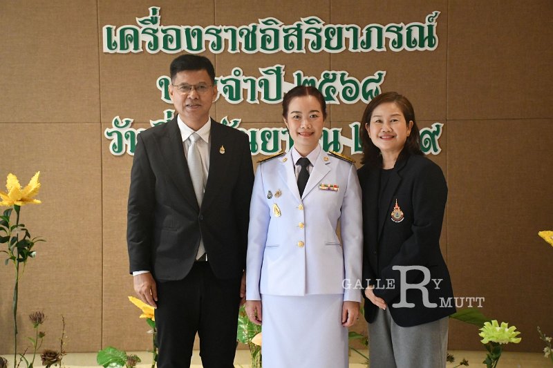 20260908receive-a-royal-decoration_225.JPG