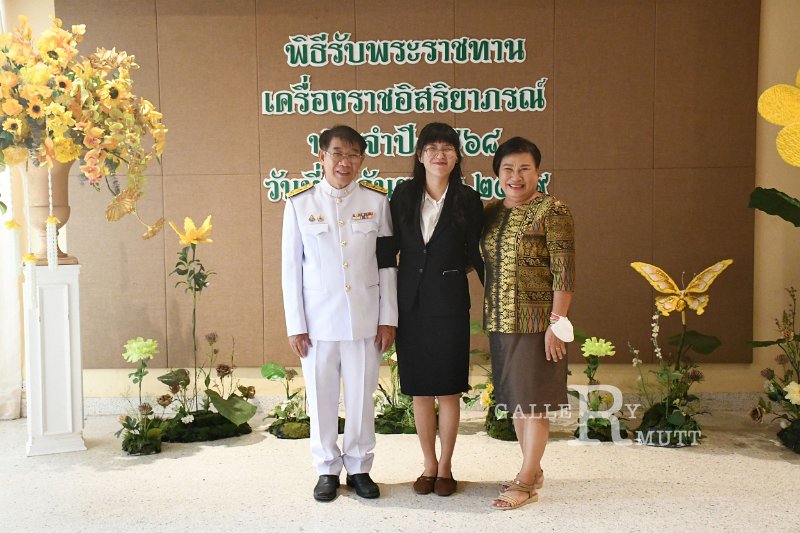 20260908receive-a-royal-decoration_228.JPG