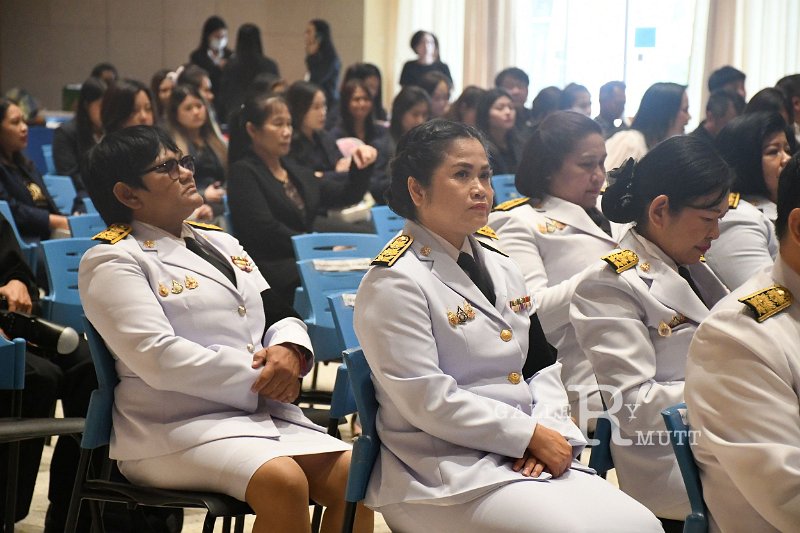 20260908receive-a-royal-decoration_266.JPG