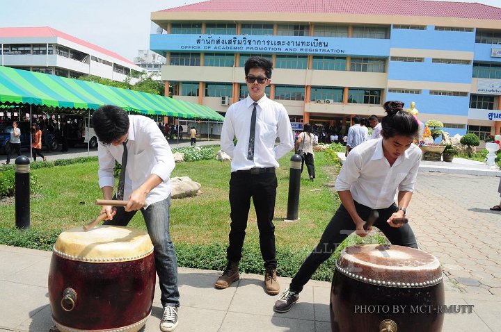 DSC_0240.jpg - rmutt
