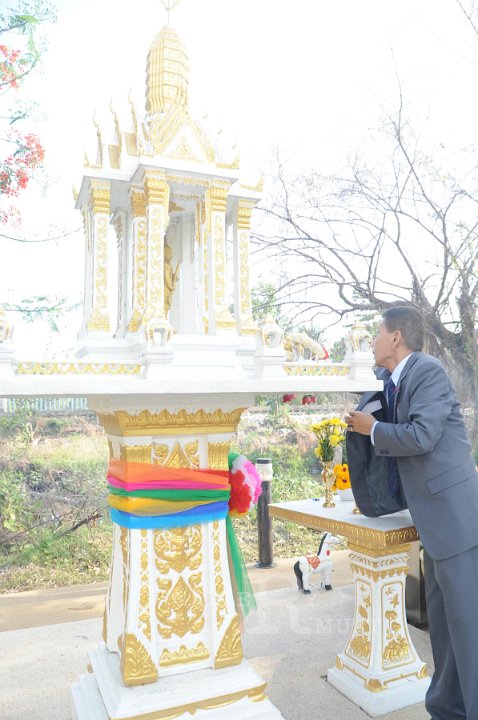 DSC_4794.jpg - ซ้อมใหญ่พิธีพระราชทานปริญญาบัตรฯ มหาวิทยาลัยเทคโนโลยีราชมงคลประจำปีการศึกษา 2553 (ช่วงเช้า วันที่ 20 04 55)