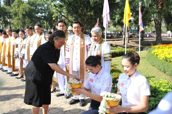 2013-11-05-Princess-Sirindhorn--002.jpg