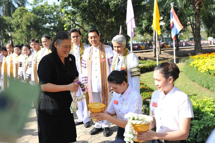 2013-11-05-Princess-Sirindhorn--003.jpg