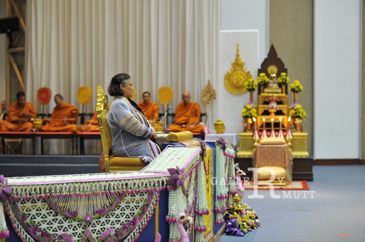 2013-11-05-Princess-Sirindhorn--008.jpg