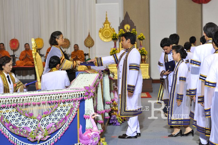 2013-11-05-Princess-Sirindhorn--025.jpg
