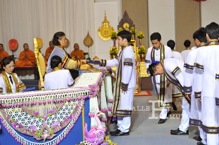 2013-11-05-Princess-Sirindhorn--036.jpg
