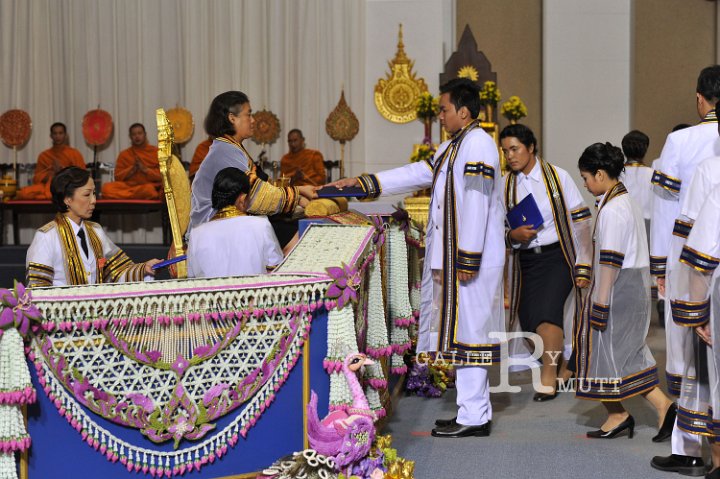 2013-11-05-Princess-Sirindhorn--059.jpg