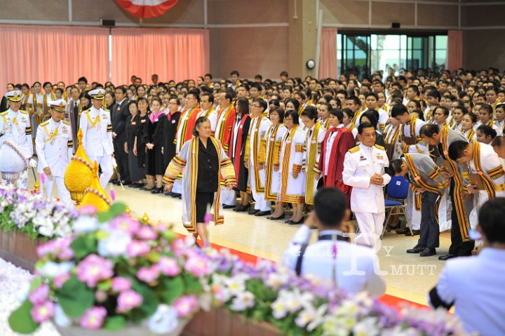 2013-11-05-Princess-Sirindhorn--074.jpg