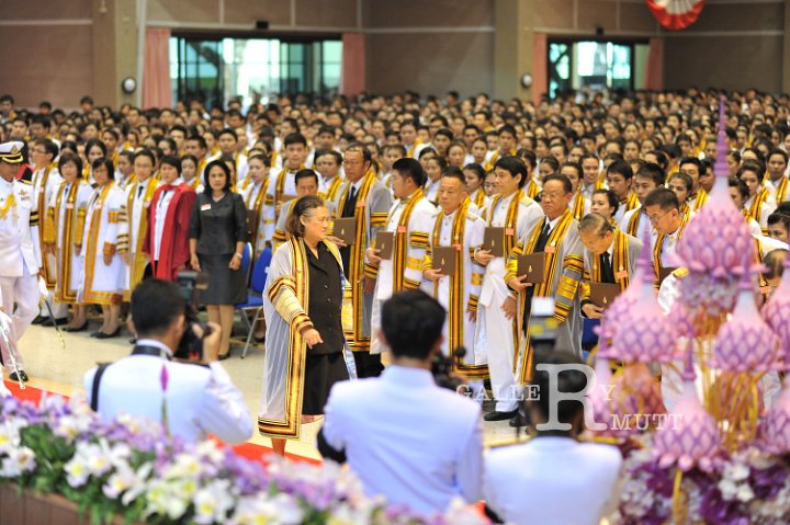 2013-11-05-Princess-Sirindhorn--077.jpg