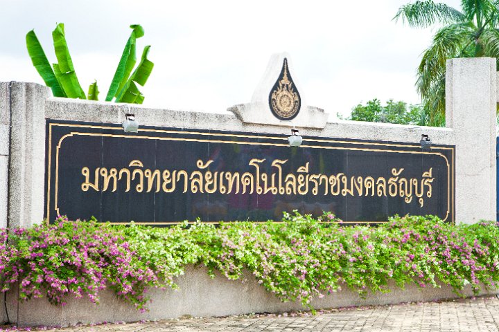 25540828_001.jpg