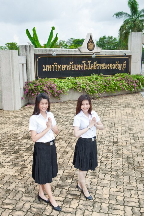 25540828_003.jpg