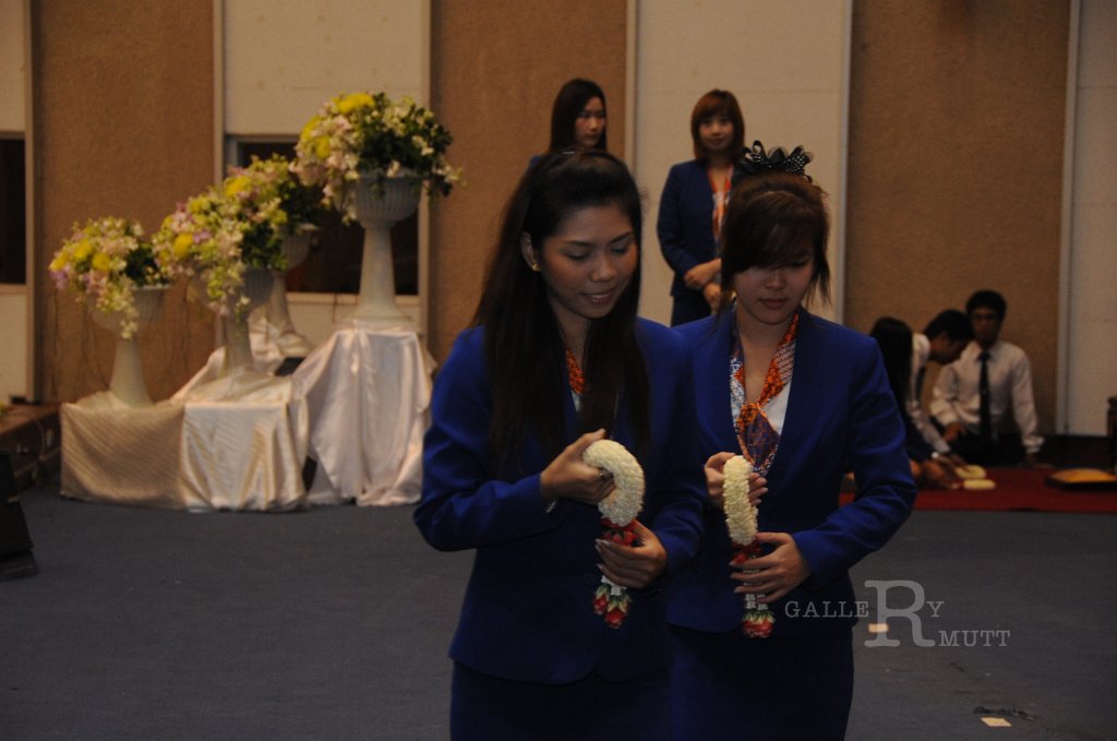 DSC_1858.JPG - พิธีไหว้ครู ประจำปีการศึกษา 2555