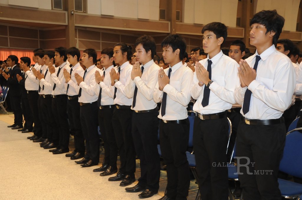 DSC_1963.JPG - พิธีไหว้ครู ประจำปีการศึกษา 2555