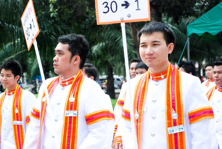 25551124-DSC_0328.jpg - รับปริญญาครั้งที่ 26 มทร
