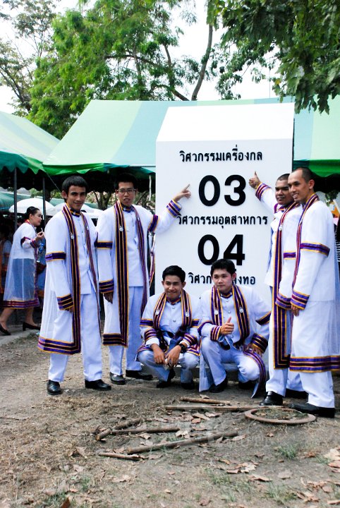 25551124-DSC_0349.jpg - รับปริญญาครั้งที่ 26 มทร