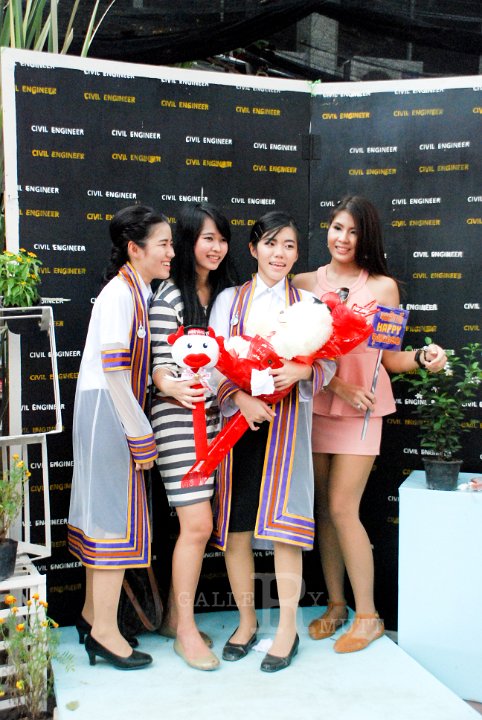 25551124-DSC_0401.jpg - รับปริญญาครั้งที่ 26 มทร
