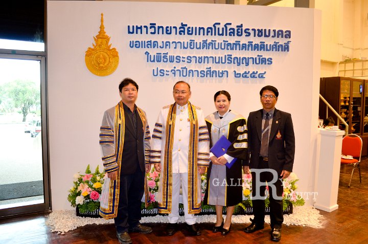 25540510-DSC_0205-2.jpg - รับปริญญา