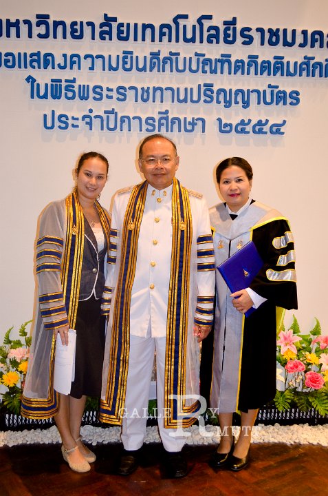 25540510-DSC_0207-2.jpg - รับปริญญา