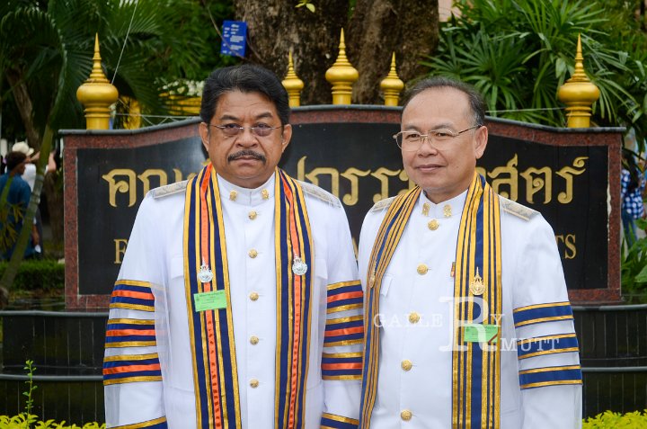 25540513-DSC_0116-2.jpg - รับปริญญา
