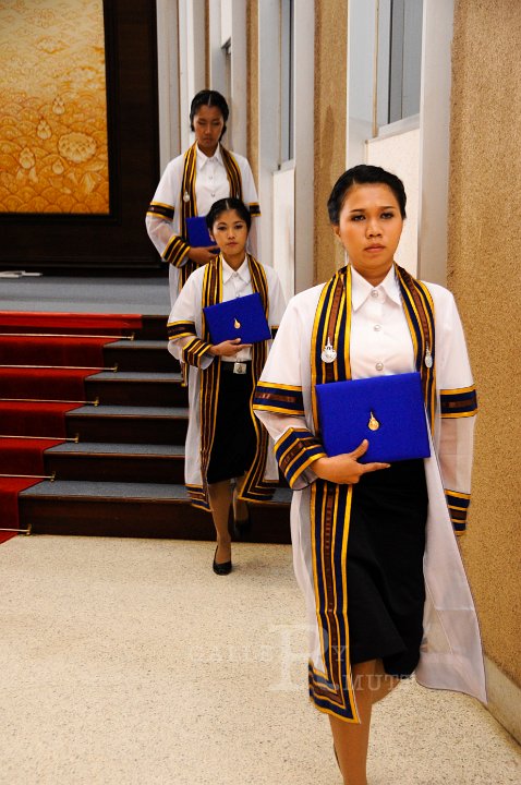 25551126-DSC_4668-2.jpg - รับปริญญาปี 54