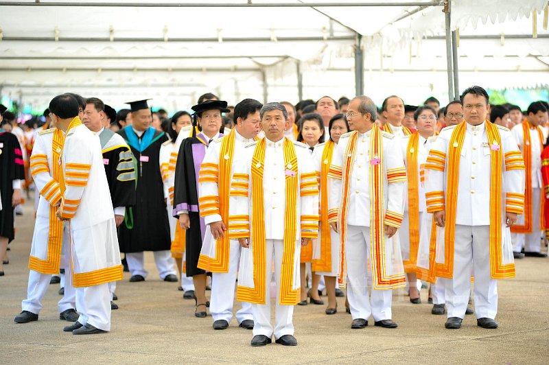 INT_8638.jpg - พิธีพระราชทานปริญญาบัตร ครั้งที่ 26