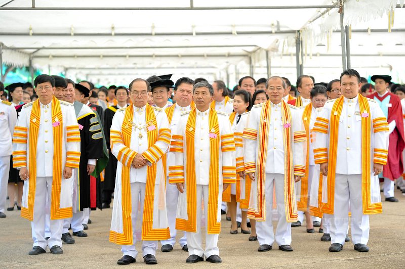 INT_8650.jpg - พิธีพระราชทานปริญญาบัตร ครั้งที่ 26