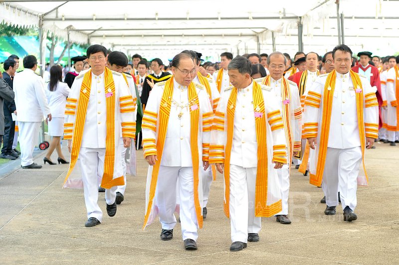INT_8657.jpg - พิธีพระราชทานปริญญาบัตร ครั้งที่ 26