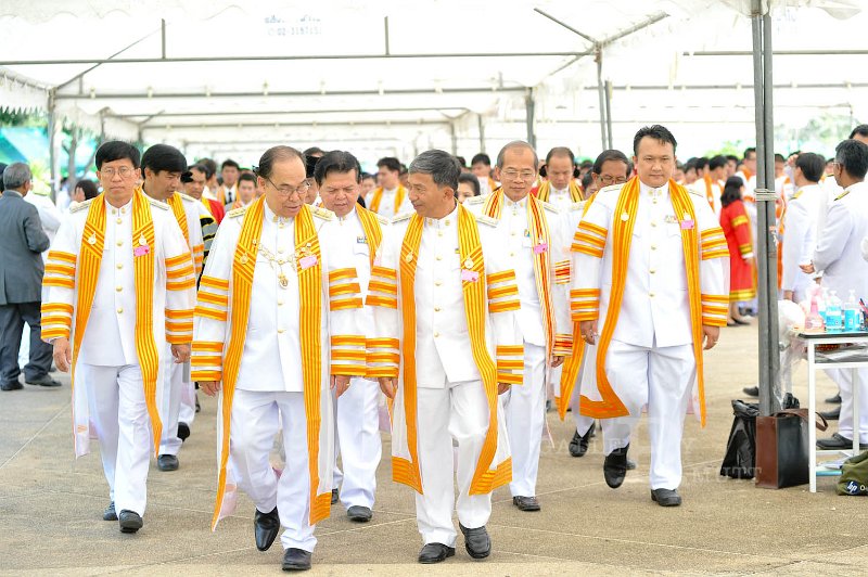 INT_8659.jpg - พิธีพระราชทานปริญญาบัตร ครั้งที่ 26